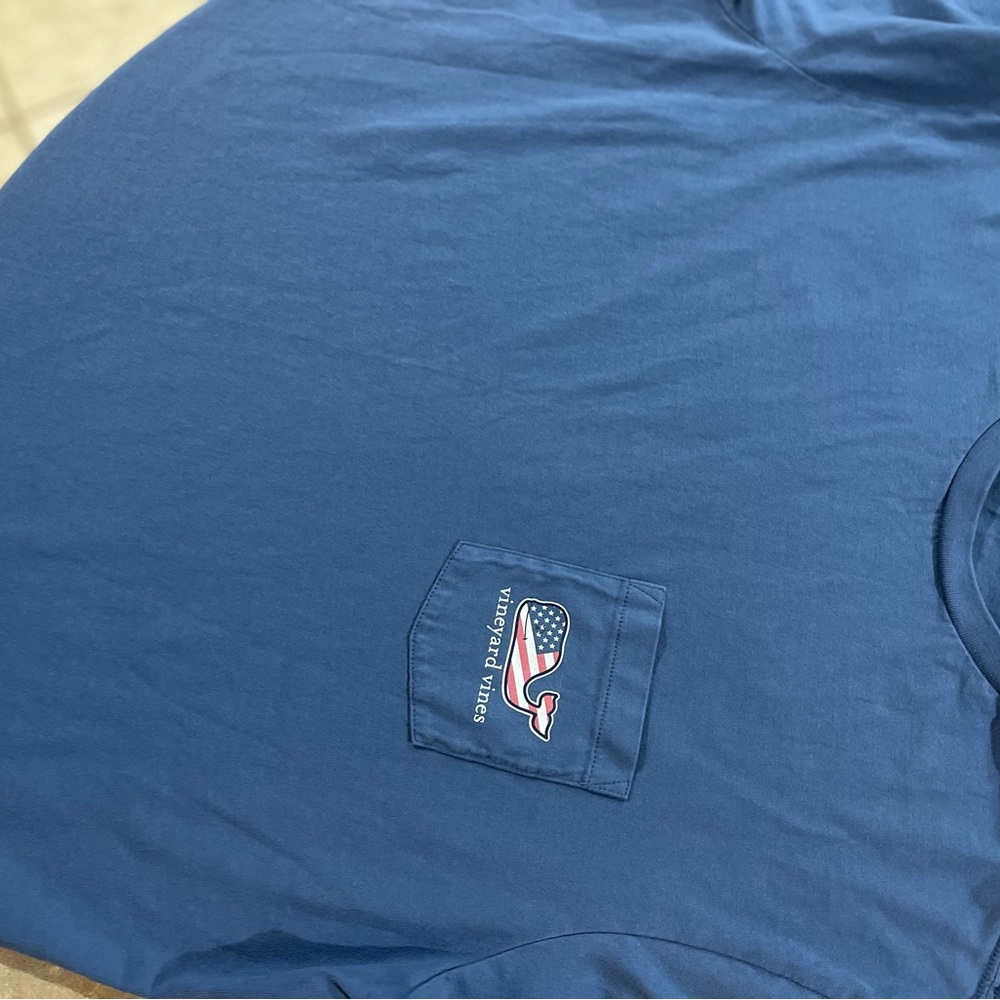Two men’s Vineyard Vines tshirts GUC - Picture 7 of 11